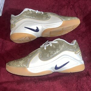 Fz7308-100 6y Nike LeBron Xx11 Kc Gs Pale Ivory Ink- Metallic Gold